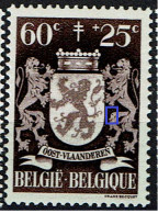 718  **   Point Genou à Droite - 1931-1960