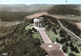 FRANCE - Saint Mihiel - Montsec - Vue Panorama Aérienne - Le Monument Américain Guerre - Carte Postale Ancienne - Saint Mihiel