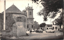 56-SAINT-GILDAS-DE-RHUYS- LA NOUVELLE PLACE L'EGLISE ET L'ANCIENNE PRISON - Sonstige & Ohne Zuordnung