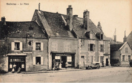 Suèvres * La Place Du Village * Epicerie Moderne * Antiquités * Commerce Magasin Villageois Automobile - Andere & Zonder Classificatie