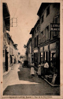 Carte 1930 SAINT GERMAIN LAVAL / RUE DE LA REPUBLIQUE (magasin Animée L'étoile Blanche) - Saint Germain Laval