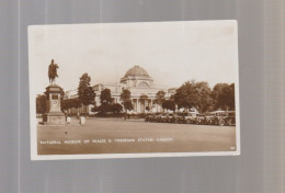 Royaume-Uni -   Pays De Galles - Cardiff - National Museum Of Wales & Tredegar Statue - Glamorgan