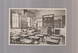 Royaume-Uni -   Pays De Galles - Cardiff - Canton Secondary School For Boys   - The Biology Room - Glamorgan