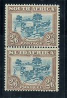 P1593 - SOUTH AFRICA S.G. 37 VERTICAL PAIR MNH - Ungebraucht