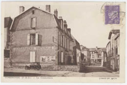 Cpa Combronde - La Gendarmerie Nationale - Combronde