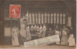 75015 -  On Pose Devant La Boucherie Située 8 Rue Ernest Renan En 1908  ( Carte Photo ) - Arrondissement: 15