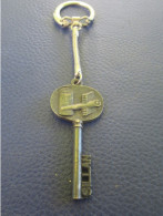 Porte-Clé Publicitaire Ancien / Clé  /BOUSSOIS Isolation/ Bronze Patiné/ Vers  1960-1970     POC695 - Key-rings