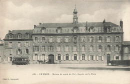 Le Mans * Place Et Maison De Santé Du Pré * Façade Sur La Place * Tram Tramway - Le Mans