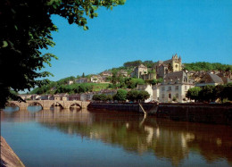 TERRASSON    ( DORDOGNE )   CHARMANTE LOCALITE BATIE SUR LA RIVE GAUCHE  DE LA VEZERE - Terrasson-la-Villedieu