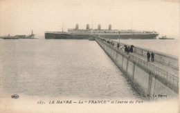 Le Havre * Le Bateau Paquebot Transatlantique FRANCE Et L'entrée Du Port - Haven