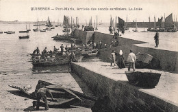 Quiberon * Port Maria * Arrivée Des Canots Sardiniers * La Jetée * Pêcheurs - Quiberon