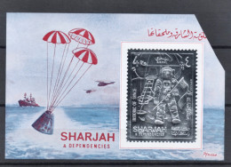 SHARJAH  BLOC ARGENT1970 Aldrin ESPACE - SPACE And Flag On The Moon, Engraved On Fine Silver - Schardscha