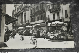 A179  NICE Marché Aux Fleurs   1950 - Mercati, Feste