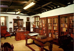 6-10-2023 (3 U 26) UK - London Order Of St John Library - Bibliothèques