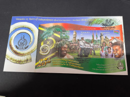 6-10-2023 (3 U 29) Vanuatu -2005 - 25 Years Of Independence (mini-sheet FDC Cover) - Vanuatu (1980-...)