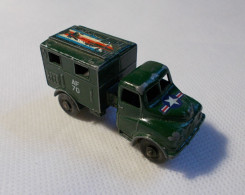 Véhicule Militaire - Austin MK2, Radio Truck, 62 Mm - Made In England By Lesney - N°68 - Other & Unclassified