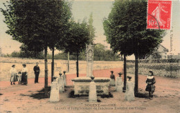 FRANCE - Nogent Sur Oise - La Croix Et L'emplacement De L'ancienne Fontaine Des Vierges - Carte Postale Ancienne - Nogent Sur Oise