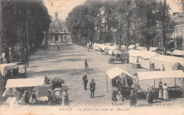 ANZIN (Nord) - La Place Un Jour De Marché - Voyagé 1925 (2 Scans) Mlle Gilberte Duchêne, 8 Rue Marie Stuart à Paris 2e - Anzin