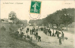 83 - La Garde Freinet - Jeux De Boules Sur L'Esplanade - La Garde Freinet