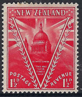 NEW ZEALAND 1946 QEII 1½d Scarlet, Pease SG669 MH - Usati