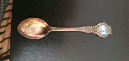 Belle Cuillère Souvenir En Argent Massif Poinçonné 800 "Chambéry (Savoie)" Cuiller - Silver Spoon - Löffel