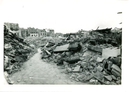 Photo Bombardement De Mantes En 1944,photographe R.Noel Format 13/18 - War, Military