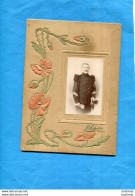 SUPERBE PHOTO-J SCHERR -Epinal-1914-18 -militaire  J HUOT-du 152ème-photo Sur Cadre Carton épais Gaufré De Fleurs - Uniformen