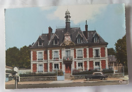 PIERRELAYE . 95 . La Mairie Avec Auto Simca A Reconnaitre En 1970 - Pierrelaye