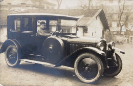 Automobile - Carte Photo - Voiture Ancienne De Marque CITROËN B10 Et Son Chauffeur - Passenger Cars