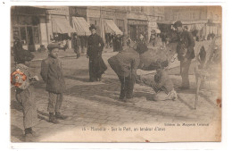 Sur Le Port- Un Tondeur D'Anes- Voir état - Petits Métiers