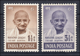 India 1948 Mahatma Gandhi Mourning 2v Of SET, VERY FINE FRONT, MINT Hinged,  NICE COLOUR As Per Scan - Neufs