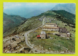 06 UTELLE Vers Lantosque Vue Générale Aérienne Du Sanctuaire De ND Des Miracles Beaucoup De Monde Renault 4L VOIR DOS - Lantosque