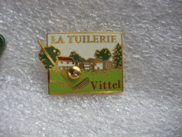 Pin's Du Golf De La Tuilerie à VITTEL (devenu Golf Vittel Ermitage) - Golf