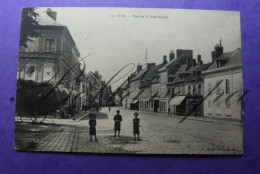 La Fére Rue De La Republique Feldpost 22-11-1914 Kraftf. Renselmann E.K.K. 50 - Kühn Düsseldorf - Fere En Tardenois