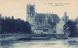 FRANCE - Meaux - Panorama De La Cathédrale Et De L'hôtel De Ville - Carte Postale Ancienne - Meaux