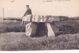 MORGAT                    LE DOLMEN DE ROSTUDEL - Dolmen & Menhire