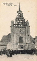 22 - COTES D'ARMOR - PLEUBIAN - L'église - Le Crieur Public à La Sortie De La Messe - Vieux Métiers - 10309 - Pleubian