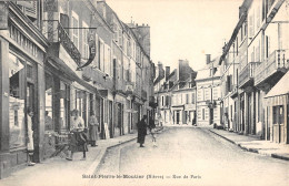 CPA 58 SAINT PIERRE LE MOUTIER / RUE DE PARIS - Autres & Non Classés