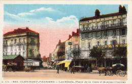 Clermont Ferrand * Les Hôtels , La Place De La Gare Et Avenue Charras * Hôtel Terminus * Attelage - Clermont Ferrand