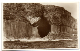 Fingal's Cave - Staffa - Bute