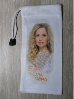 ETUI LUNETTES LARA FABIAN - Objets Dérivés