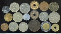 Lot De 18 Monnaies Du Monde ( 17 ) E - Lots & Kiloware - Coins