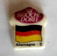 FEVE PERSONALISEE PERSO MAURIN DRAPEAUX EUROPEENS - BRIOCHE DOREE - DRAPEAU ALLEMAND - ALLEMAGNE - Pays