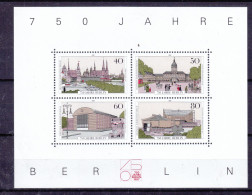 Berlin - Yvert BF 8 ** - églises - Valeur 7,50 Euros - - Blocks & Sheetlets