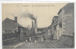 D 58. GUERIGNY.   RUE DE VILLEMENANT ET LES USINES - Guerigny