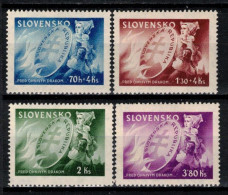 Slovaquie 1944 Mi 151-4 (Yv 118-21), (MNH)** - Neufs