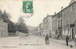 Ambert * Boulevard Henri IV * Villageois - Ambert