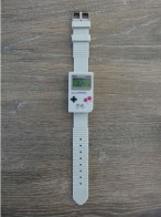 Montre-bracelet GameBoy Nintendo. Wrist Watch. TBE, Collector ! Voir 4 Photos - Watches: Modern