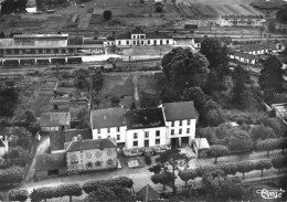 Carignan * Vue Aérienne Sur La Gare Du Village * Ligne Chemin De Fer Des Ardennes * Hôtel - Andere & Zonder Classificatie