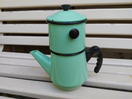 Ancienne Cafetière Emaillée Japy Vert Pastel Vintage - Autres & Non Classés